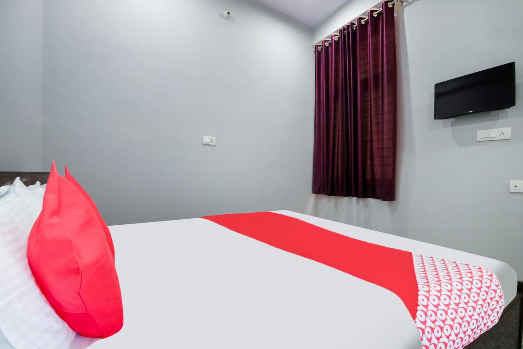 โอโย 45931 โฮเต็ล คเณศม Hotel ชัยปุระ ภายนอก รูปภาพ
